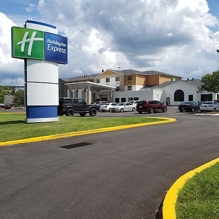 Holiday Inn Express Hotel Pittsburgh-North/Harmarville By Ihg Экстерьер фото
