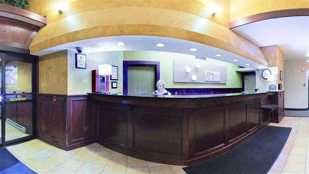 Holiday Inn Express Hotel Pittsburgh-North/Harmarville By Ihg Экстерьер фото