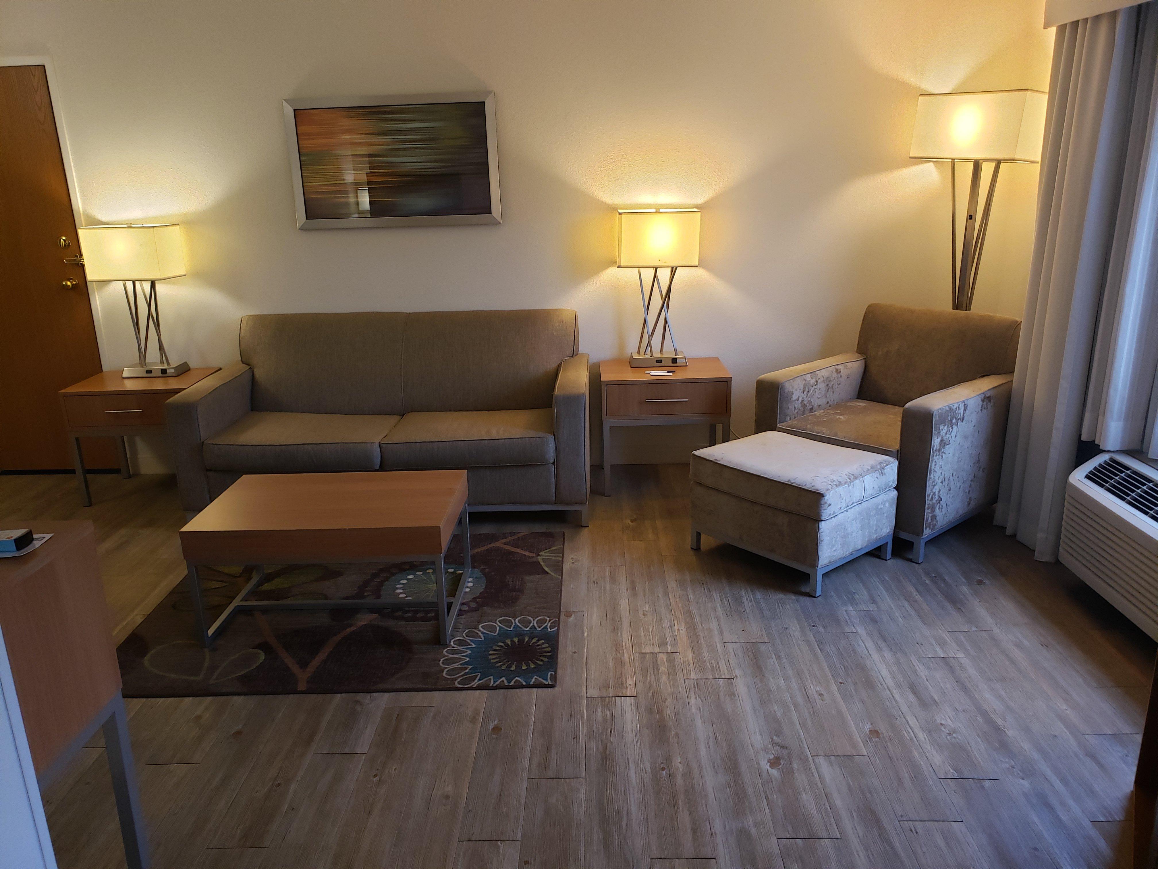 Holiday Inn Express Hotel Pittsburgh-North/Harmarville By Ihg Экстерьер фото