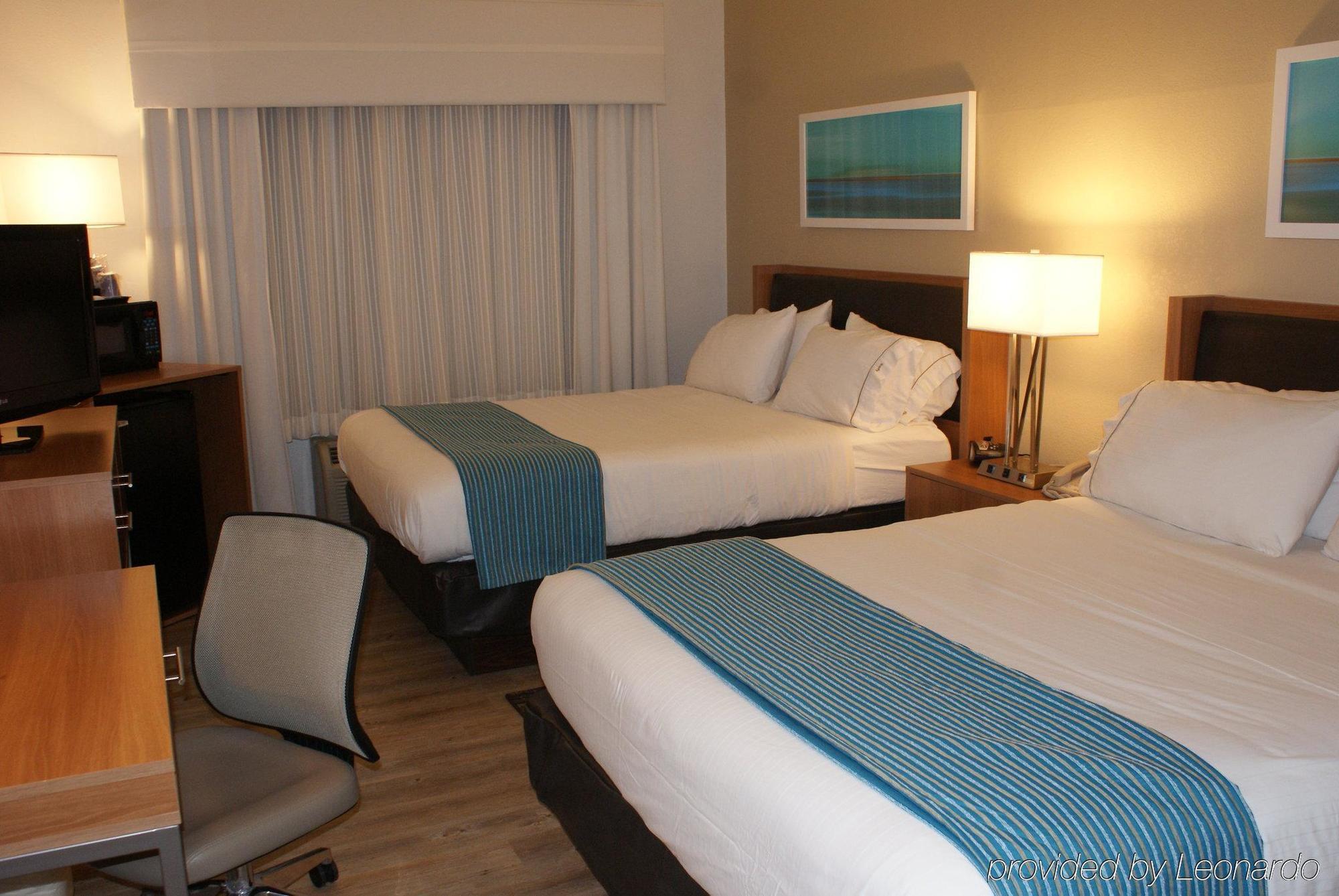 Holiday Inn Express Hotel Pittsburgh-North/Harmarville By Ihg Экстерьер фото