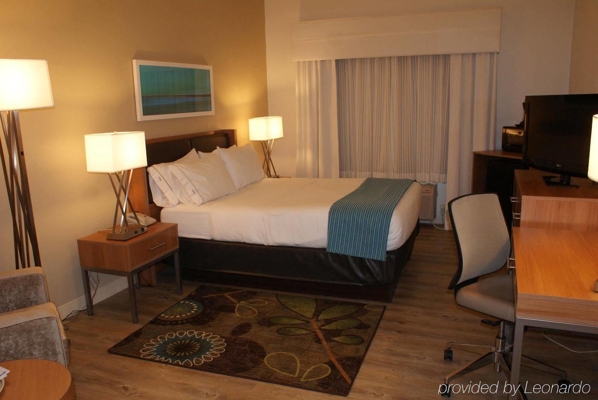 Holiday Inn Express Hotel Pittsburgh-North/Harmarville By Ihg Экстерьер фото